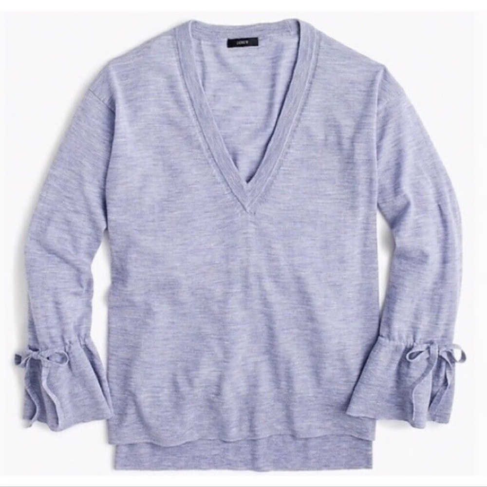 EUC J Crew Women’s 100% Merino Wool Bell Sleeve Sweater in Lavender size XS